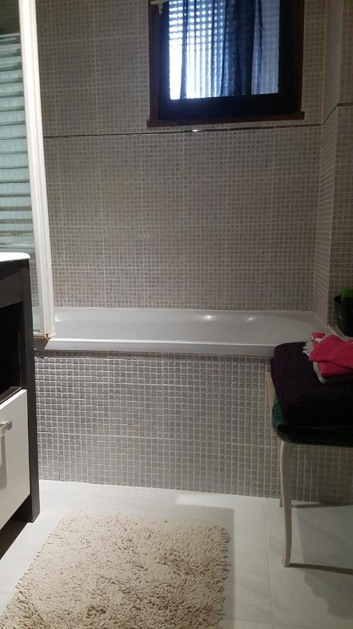 Appartement F3 贝桑松 外观 照片